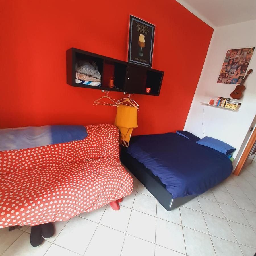 Cozy Room Stanza Close City Center In A Family House Stanza In Appartamento Condiviso Noi Viviamo In Casa Stanza In Affitto Torino Exterior foto